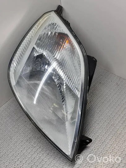 Ford Fiesta Lampa przednia 2S6X13W029CE