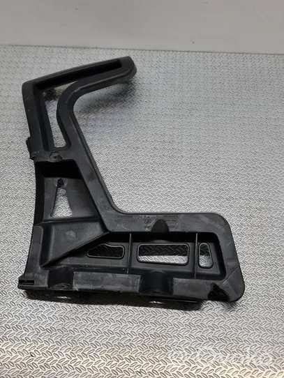 Peugeot 5008 Support de pare-chocs arrière 9686247680