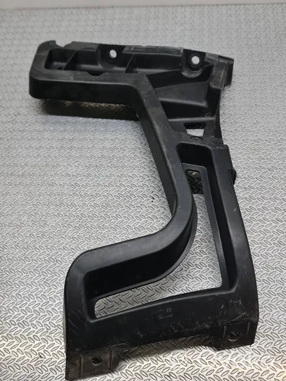 Peugeot 5008 Support de pare-chocs arrière 9686247680