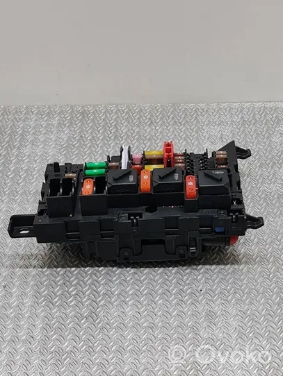 Mini One - Cooper F56 F55 Module de fusibles 9360501