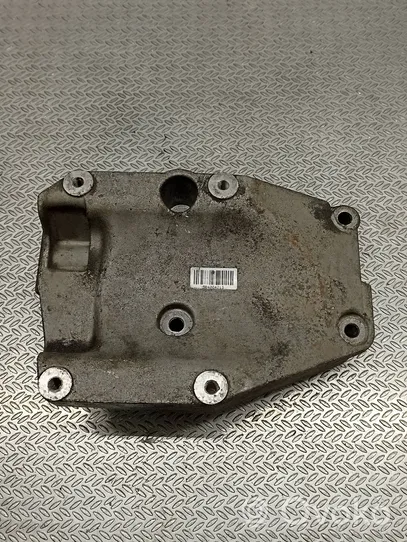 Fiat Ducato Support de compresseur de clim 504004213