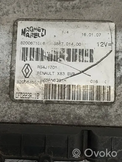 Renault Trafic II (X83) Module de contrôle de boîte de vitesses ECU 8200645578