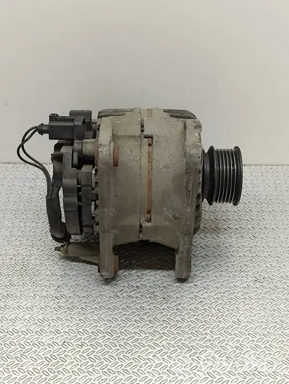 Volkswagen Golf IV Alternator 028903028D