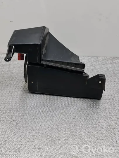 Audi A3 S3 8L Subwoofer-bassokaiutin 8L0035381G