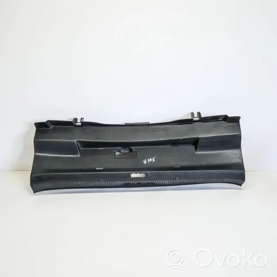 Skoda Octavia Mk2 (1Z) Отделка порога багажника 