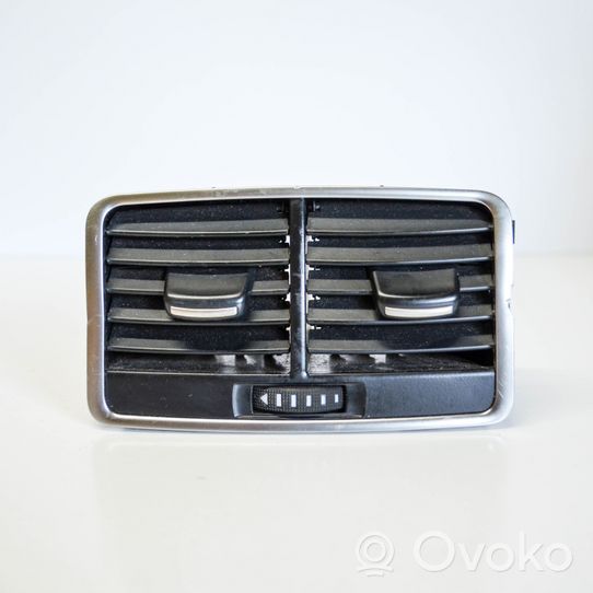 Audi A6 S6 C6 4F Kojelaudan tuuletussuuttimen suojalista 4F0819203C