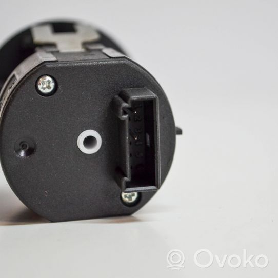 BMW X5 E70 Passenger airbag on/off switch 6974643