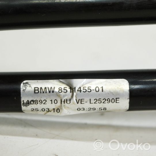 BMW 3 E90 E91 Pavarų dėžės detalė 8511455