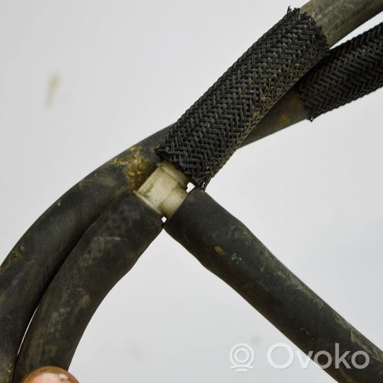 Skoda Octavia Mk2 (1Z) Wąż płynu do spryskiwacza szyby przedniej / czołowej 