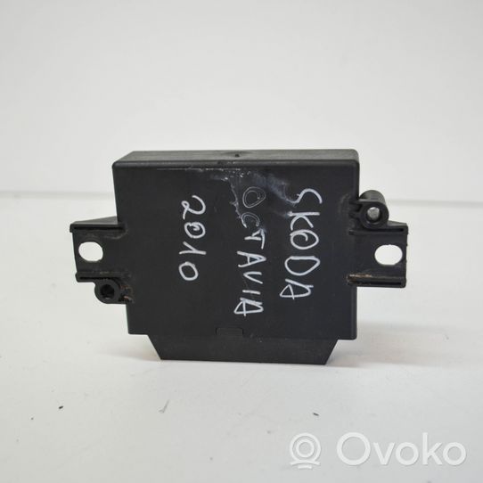 Skoda Octavia Mk2 (1Z) Pysäköintitutkan (PCD) ohjainlaite/moduuli 1Z0919475B