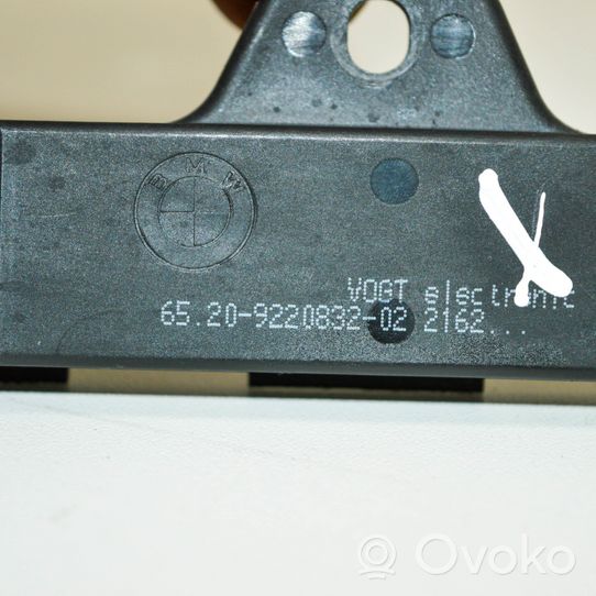 BMW X4 F26 Antena wewnętrzna 9220832