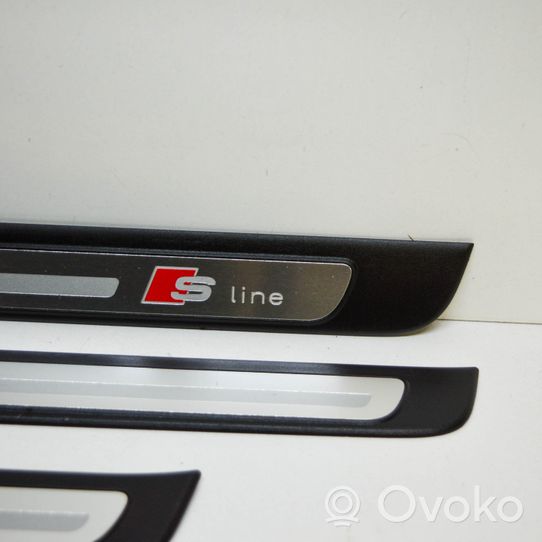 Audi A4 S4 B8 8K Kynnysverhoilusarja (sisä) 8K0853376B