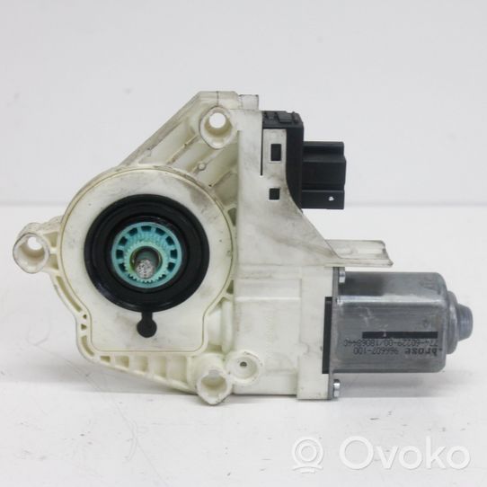 Audi A1 Moteur de lève-vitre de porte arrière 8K0959812