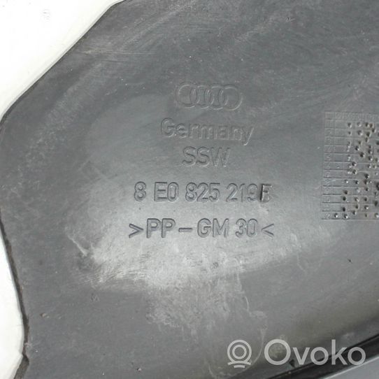 Audi A4 S4 B7 8E 8H Protezione inferiore del serbatoio del carburante 8E0825219E