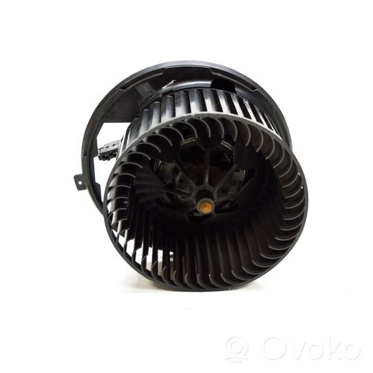 Audi Q3 8U Soplador/ventilador calefacción 1K2820015G