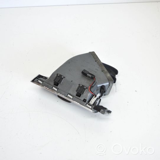 Audi A6 S6 C6 4F Kojelaudan tuuletussuuttimen suojalista 4F1820902B