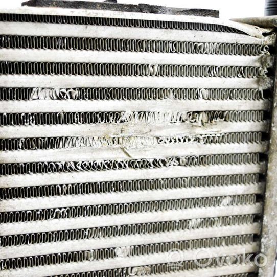 Audi A4 S4 B7 8E 8H Chłodnica powietrza doładowującego / Intercooler 8E0145806M