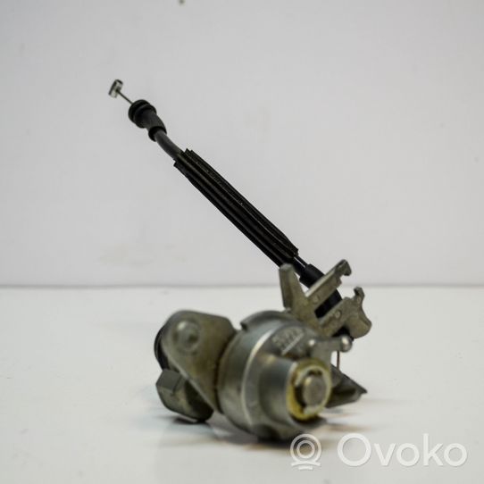 Audi A4 S4 B7 8E 8H Serrure de loquet coffre 8E0827573C