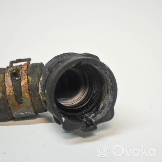 Audi Q3 8U Tuyau de liquide de refroidissement moteur 1K0121087Q