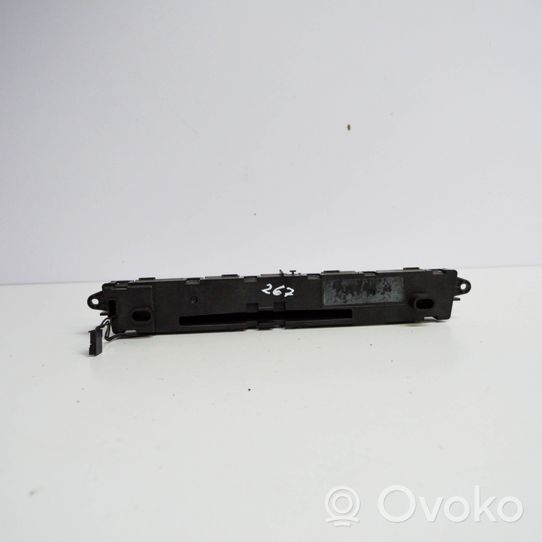 BMW 4 F32 F33 Przyciski / Przełącznik regulacji głośności E1065974