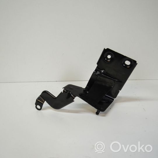 Audi A3 S3 8V ABS-pumpun kiinnike 5Q1614235