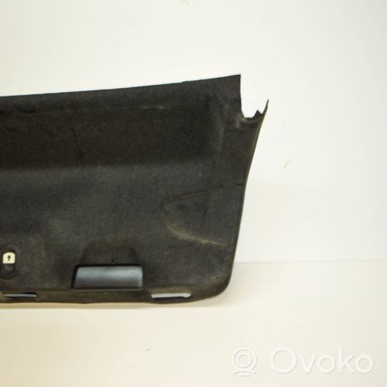 Audi A4 S4 B9 Poszycie / Tapicerka tylnej klapy bagażnika 8W5867975N