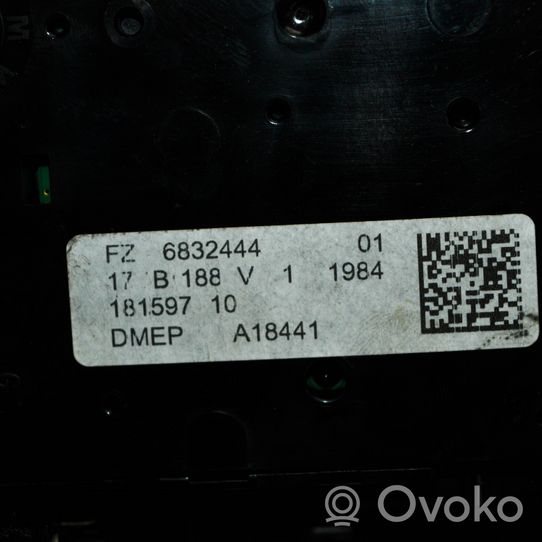 BMW X5 F15 Illuminazione sedili anteriori 6832444
