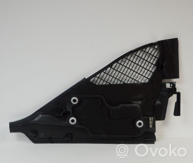 BMW 2 F22 F23 Kita variklio skyriaus detalė 7265119