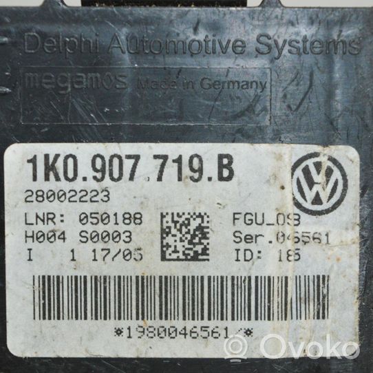 Volkswagen Golf V Muut laitteet 1K0907719B