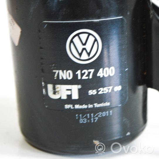 Volkswagen PASSAT B7 Fuel filter 