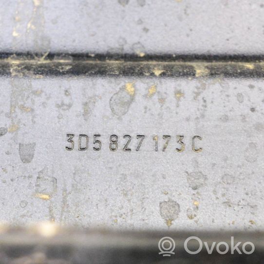 Volkswagen Phaeton Takaluukun/tavaratilan kansi 3D5827173C