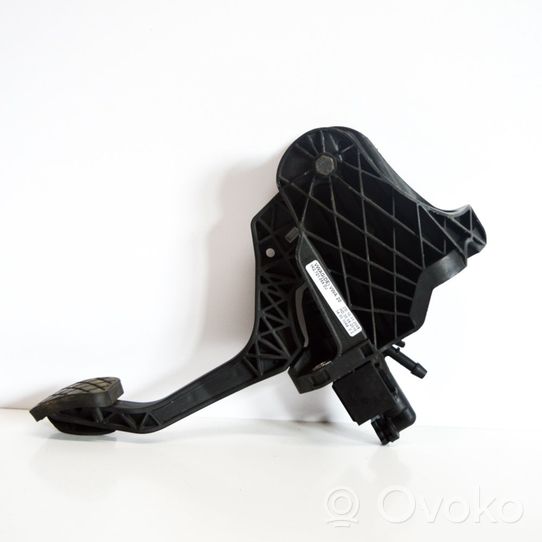 Volkswagen Eos Clutch pedal 