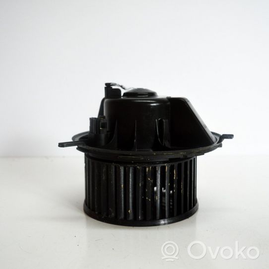 Volkswagen Jetta VI Ventola riscaldamento/ventilatore abitacolo 1K2819015C