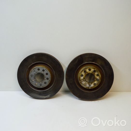 Volkswagen Golf VIII Set dischi freno e pinze 5WA615406AB