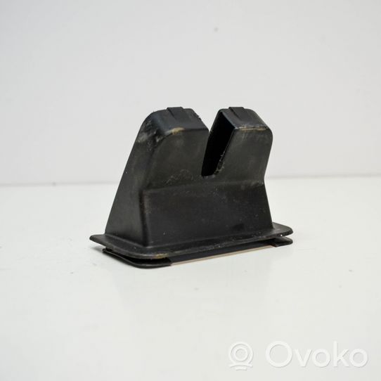 Volkswagen Jetta VI Other interior part 5C6827520B