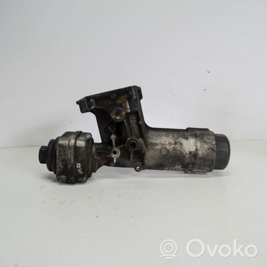 Volkswagen PASSAT B5 Oil filter cover 038115389C