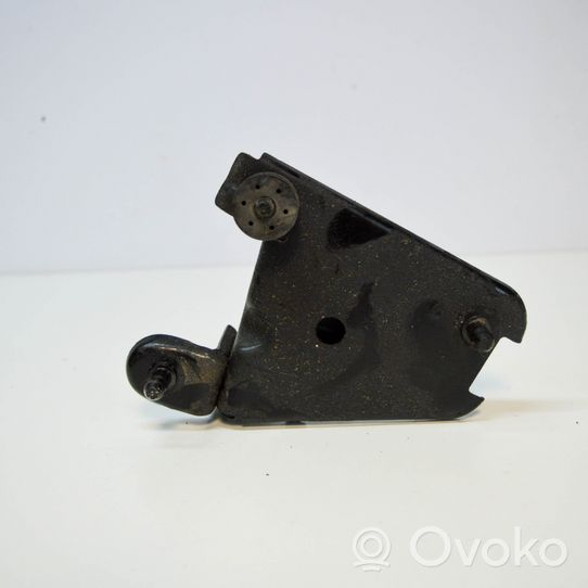 Volkswagen PASSAT B8 ABS pump bracket 5Q2614235E