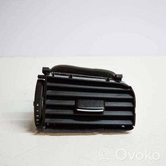 Volkswagen Jetta VI Copertura griglia di ventilazione cruscotto 5C6819704