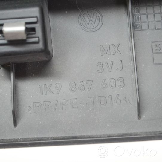 Volkswagen Golf V Poszycie / Tapicerka tylnej klapy bagażnika 1K9867603