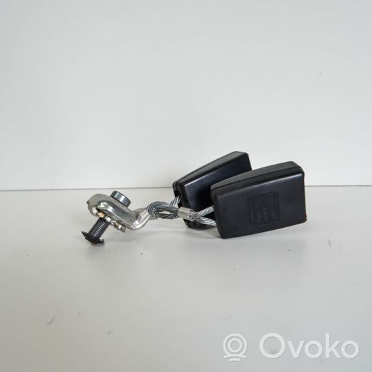 Volkswagen Golf V Klamra środkowego pasa bezpieczeństwa fotela tylnego 1K0857739H