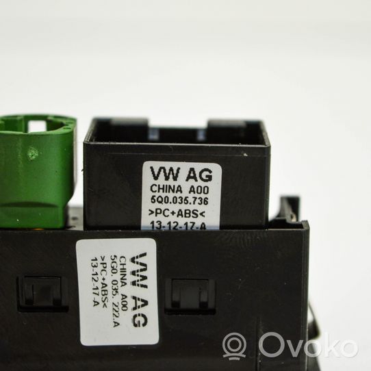 Volkswagen Golf VII AUX in-socket connector 5G0035222A