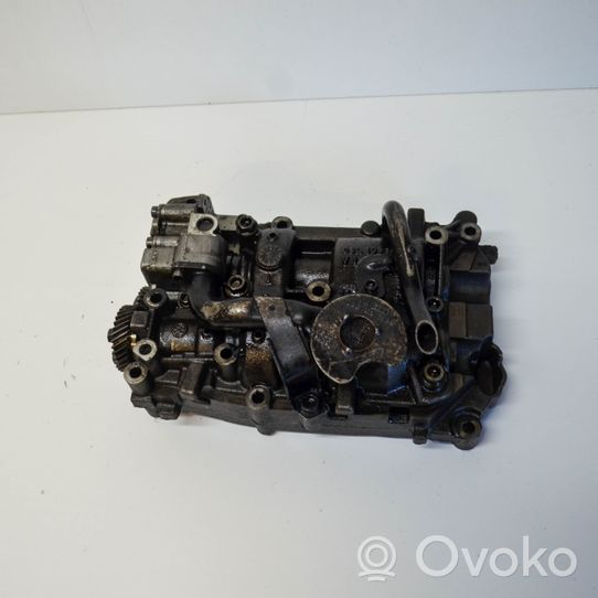 Volkswagen Golf VI Pompa dell’olio 03L103537