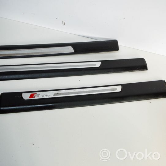 Audi A6 S6 C6 4F Altro elemento di rivestimento sottoporta/montante 