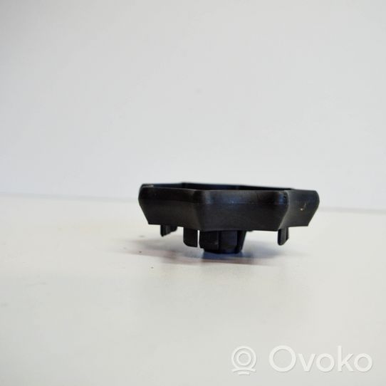 Volkswagen Touareg II Supporto di montaggio ruota di scorta 7L0601347A