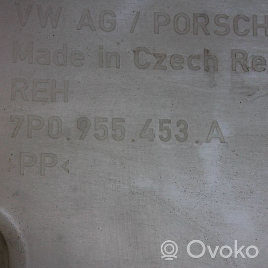 Volkswagen Touareg II Lamp washer fluid tank 7P0955453A