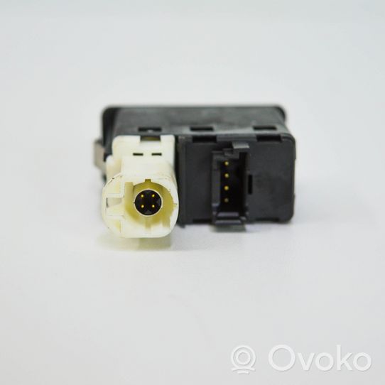 BMW X3 F25 USB valdymo blokas 9266607