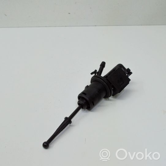 Volkswagen PASSAT B7 Siłownik sprzęgła / Wysprzęglik 3C0721388J