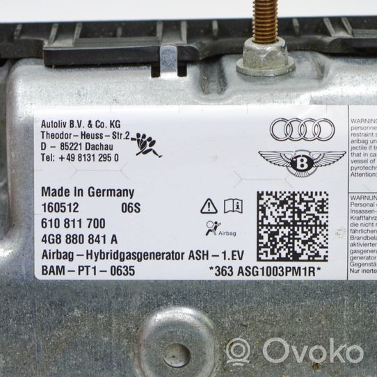 Audi A7 S7 4G Polviturvatyyny 4G8880841A