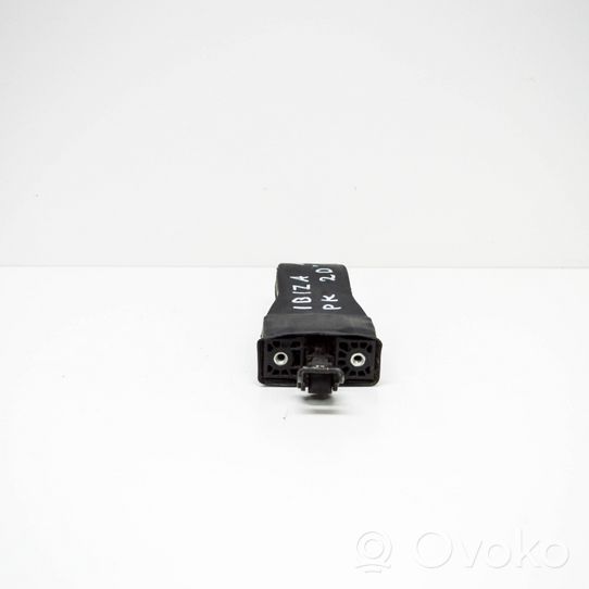 Seat Ibiza IV (6J,6P) Front door check strap stopper 