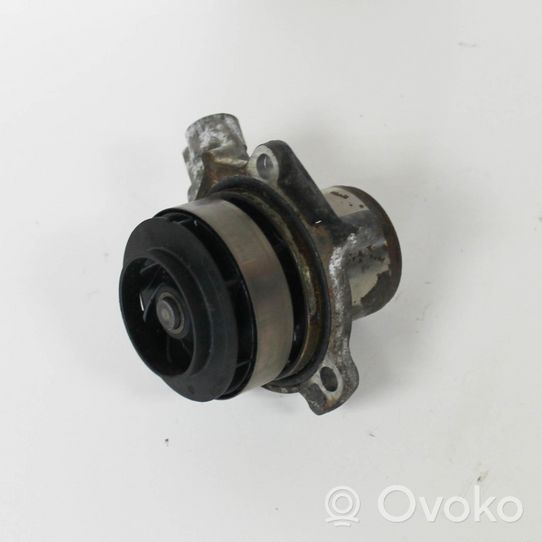 Seat Leon (5F) Vesipumppu 04L121011